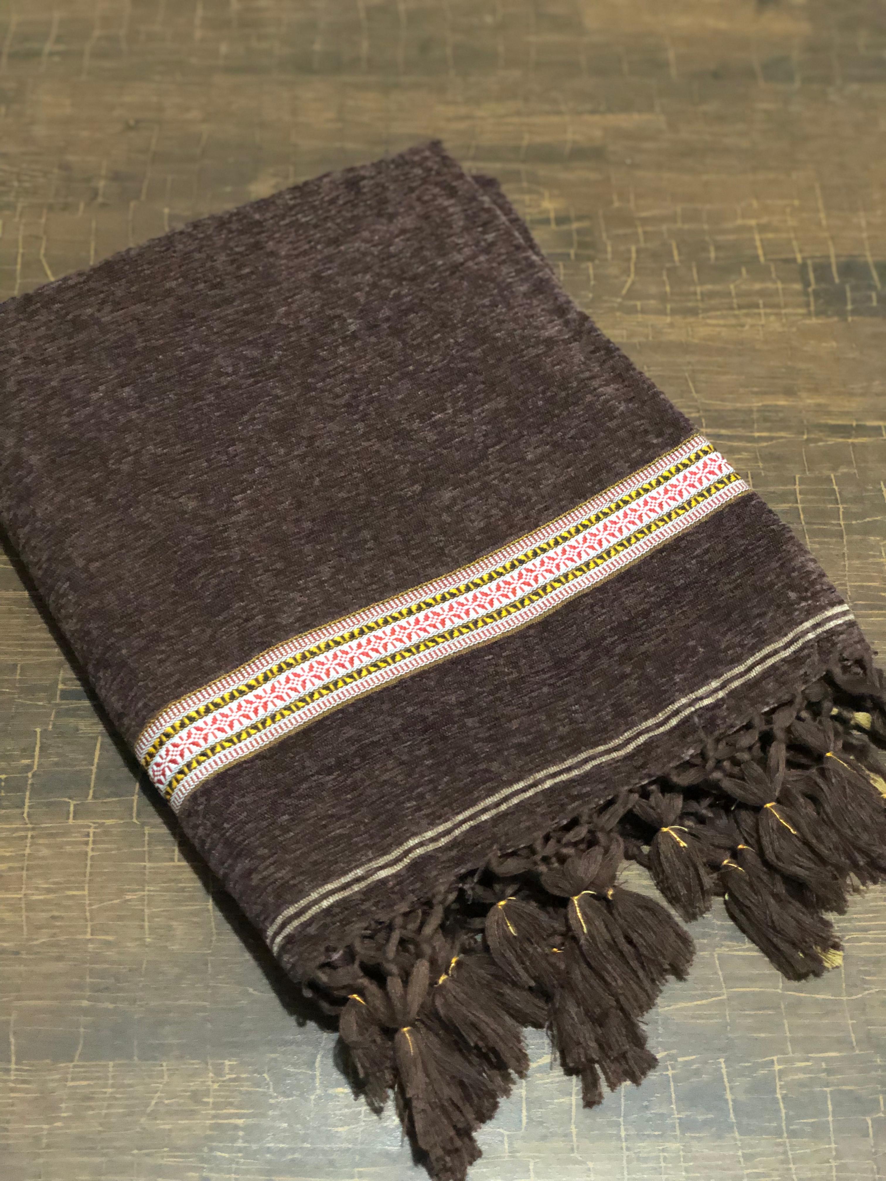 Velvet Gents Shawl – Soft, Warm & Stylish Traditional Wrap